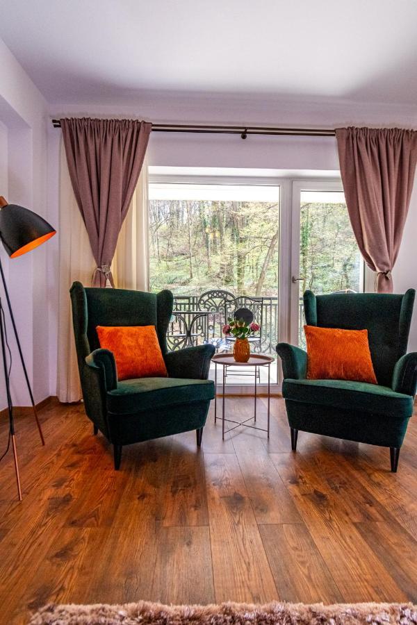 Nature Apartment - Minutes Away From The Old Town And Afi Mall บราชอฟ ภายนอก รูปภาพ