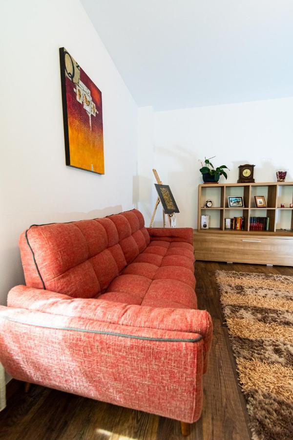 Nature Apartment - Minutes Away From The Old Town And Afi Mall บราชอฟ ภายนอก รูปภาพ